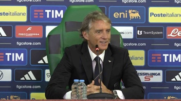 Mancini, Bursa'da Türkiye'yi 4-1 yenen İtalya'nın yeni oyuncuları denediğini söyledi