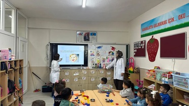 Nazilli İlçe Sağlık Müdürlüğü ilkokullarda ağız ve diş sağlığı eğitimi verdi