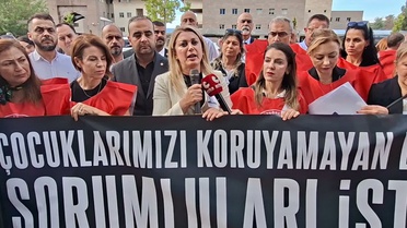 YENİ Partili Asu Kaya, öğretmen Mehmet Bilgili için Tekin'e istifa çağrısı yaptı