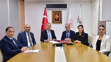 Ağrı'da spor protokolü imzalandı, Taşlıçay'a 250 seyircilik salon yapılacak