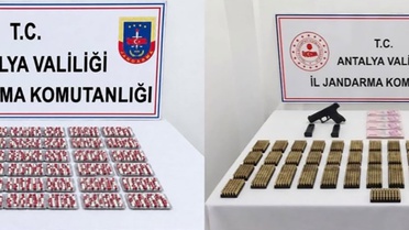 Antalya'da 2 şüpheliye yönelik aramalarda 1284 sentetik hap bulundu
