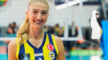 Arelya Karasoy Koçaş, Fenerbahçe Medicana'nın her kulvarda kupa hedeflediğini söyledi