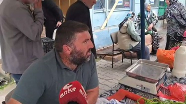 Artvin pazarındaki pazarcı, emeklilerin 23 bin lirayla alışveriş yapamadığını söyledi