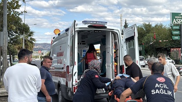 Aydın Efeler'de yaya yolundan geçmeye çalışan elektrikli bisiklet sürücüsü yaralandı