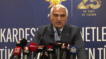 Bakan Ersoy: 'Türkiye olarak kendi yolunu çizebilen ender ülkelerdeniz'