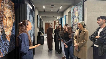 Düzce'de gençler atıklardan sanata dönüşümü Sustainable Art House'ta inceledi