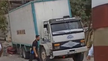 İddiaya göre Gaziantep'te kamyonun freni boşaldı, araç eve çarptı, yaralanan olmadı