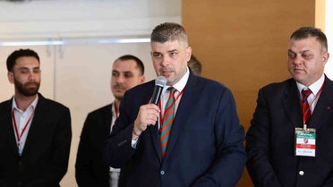 Karşıyaka'da 4 haftada 2 beraberlik 2 mağlubiyet sonrası Basatemür gitti, Uysal geldi