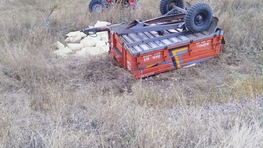 Kayseri Tomarza'da şarampole devrilen traktörün sürücüsü hayatını kaybetti