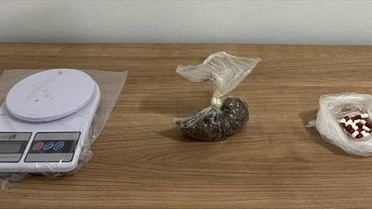Jandarma Kırşehir Kaman'da 2 uyuşturucu şüphelisini gözaltına aldı