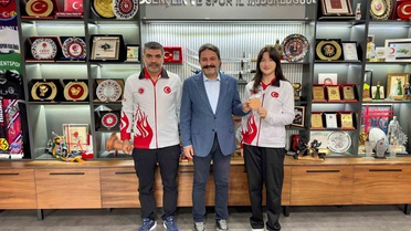 Eskişehirli Rabia Şafak, kick boksta 65 kiloda dünya üçüncülüğünü kazandı