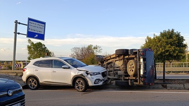 Market önünde otomobil çalan sürücü Tekirdağ'da yayaya ve iki araca çarpıp yakalandı