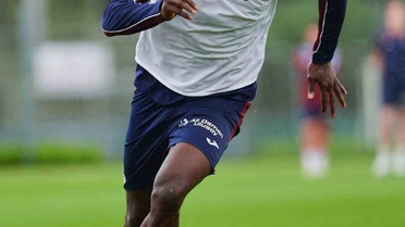 Trabzonspor'da Onuachu bu sezon 8 maçta 2 golde kaldı, forma rekabeti arttı