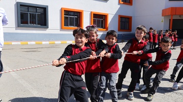 Van'da çocuklar 'Maarifin Kalbinde Oyun' etkinliğinde eğlendi
