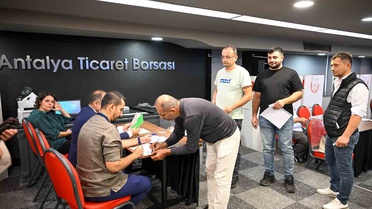 Antalya Ticaret Borsası seçiminde 45 meslek komitesi üyesinden 19'u meclise girdi