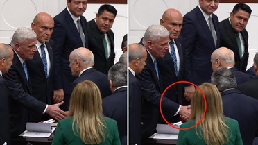 Bahçeli ile Dervişoğlu yıllar sonra tokalaştı: Her yıl ekim ayında birileriyle selamlaşırım
