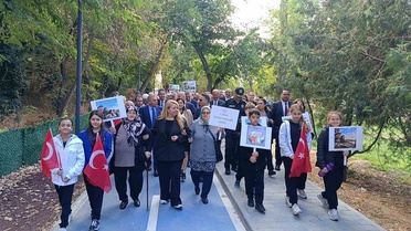 Edirne'de Dünya Yaşlılar Günü'nde 81 ille eş zamanlı yürüyüş düzenlendi