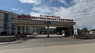 Düzce Beyköy'de fabrikada 25 işçi gıda zehirlenmesi şüphesiyle tedaviye alındı