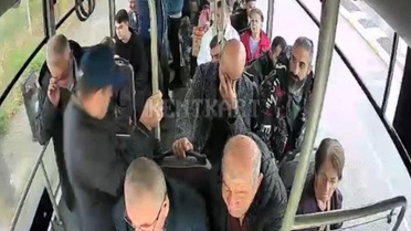 Edirne'de epilepsi hastası yolcu, şoförlerin müdahalesiyle hastaneye kaldırıldı