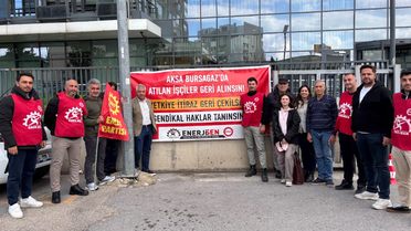 EMEP Genel Başkanı Seyit Aslan, 113 gündür direnen Bursagaz işçilerini ziyaret etti
