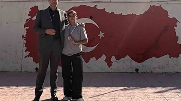 Ravza Nur Kaçan, Kick Boksta Türkiye birinciliğini okuluna kazandırdı