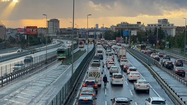 İstanbul'da akşam saatlerinde trafik yoğunluğu yüzde 81'e çıktı