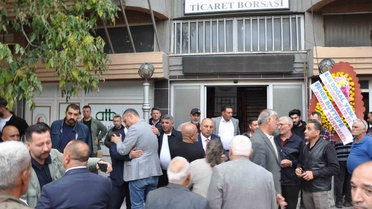 Salihli Ticaret Borsası'nda 113 oyla seçilen Yetiş Aksoy dördüncü kez başkan oldu
