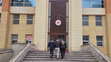 Sivas Şarkışla'da emniyet uygulamasında 19 yıl 9 ay cezalı firari hükümlü yakalandı