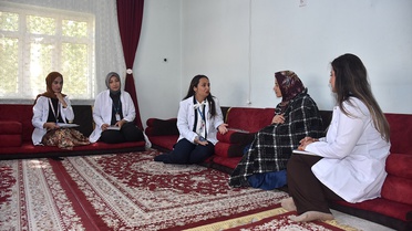 Başkale'de sağlık ekipleri son 3 ayda 109 gebeye ulaştı, normal doğuma teşvik ediyor