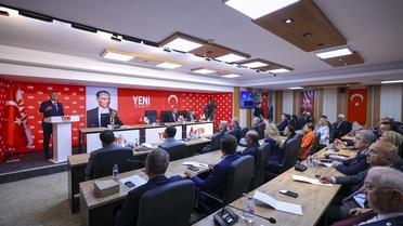 YENİ Parti'nin 91 milletvekili, borsa fon krizi ve Mekke Anlaşması'nı görüştü