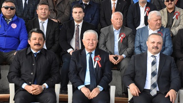 Aksaray ve Kırşehir Valilikleri, Yunus Emre'yi Ortaköy'deki anıt mezarında andı