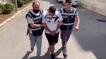 Adana'da şafak baskınında cezaları 12-25 yıl olan 4 firari hükümlü yakalandı