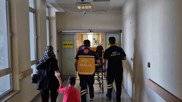 Adıyaman'da üç tekerlekli motosikletin devrilmesi sonucu 2 kişi yaralandı