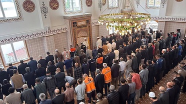 Depremde ölen polisin adı, Adıyaman Gölbaşı'nda açılan Ozan Köyü Camisi'ne verildi