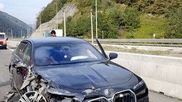 Bolu Dağı Tüneli'nde tankerle çarpışan otomobilde 1 kişi hafif yaralandı