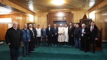 Milli Eğitim Bakanı Tekin, Tiflis'te Gürcistan Müslümanları İdaresi'ni ziyaret etti