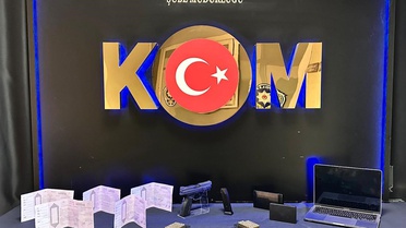 Denizli'de 3 şüpheli tefecilikten tutuklandı, 5 milyon 820 bin TL'lik senet bulundu