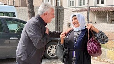 Diyarbakır Çermik'te Belediye Başkanı Karamehmetoğlu, Yaşlılar Günü'nü kutladı