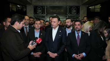 Eyüpsultan Belediye Başkanı Özmen dahil 28 kişi gözaltına alındı, Çelik eleştirdi