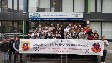 Gümüşhane'de jandarma, 96 personele güvenli sürüş ve trafik güvenliği eğitimi verdi