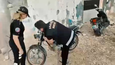 Hatay'da polis 82 motosiklet tamircisini denetledi, 2 motosiklete el konuldu