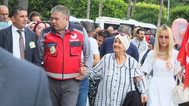 Mersin'de Dünya Yaşlılar Günü yürüyüşüne kamu yöneticileri ve vatandaşlar katıldı