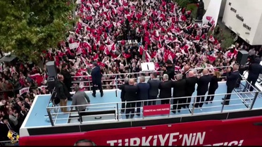 Özgür Özel, Artvin'de... Özgür Özel: 'Artvin'den gelip oy isteyip sonra sırtını dönenlere inat Artvin'in kaderini değiştireceğiz'