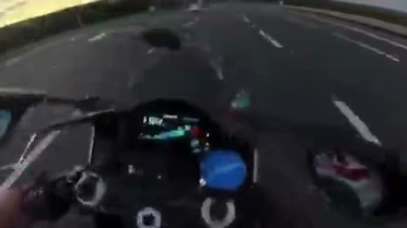 Pendik'te motosikletli sürücüye 331 bin lira ceza kesildi, belgesi iptal edildi