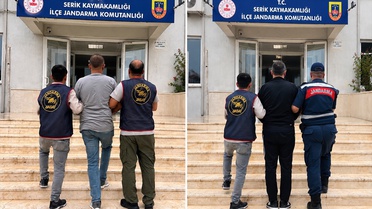 Antalya Serik'te jandarma operasyonunda biri 20 yıl 2 ay cezalı 2 hükümlü yakalandı