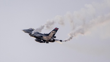 SOLOTÜRK, Şanlıurfa TEKNOFEST'te F-16 uçuşuyla coşkuyu zirveye taşıdı