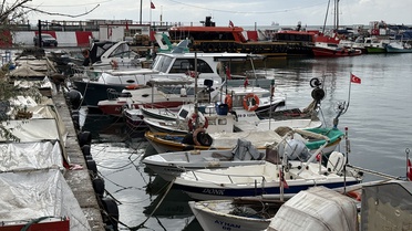 Marmara'daki fırtına Tekirdağlı balıkçıların avını bir haftadır engelliyor