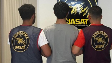 17 farklı suçtan 20 yıl 3 ay kesinleşmiş hapis cezası olan firari Adana'da yakalandı