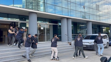 Bursa merkezli bilişim soruşturmasında 7 şüpheli gözaltına alındı, 4'ü tutuklandı