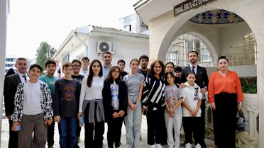 İstanbullu öğrenciler Cizre'de dengbej dinletisini ilgiyle takip etti